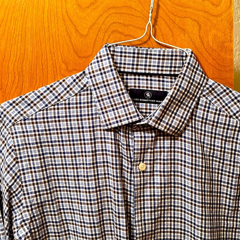 Men’s Hart Shaffner Marx casual shirt